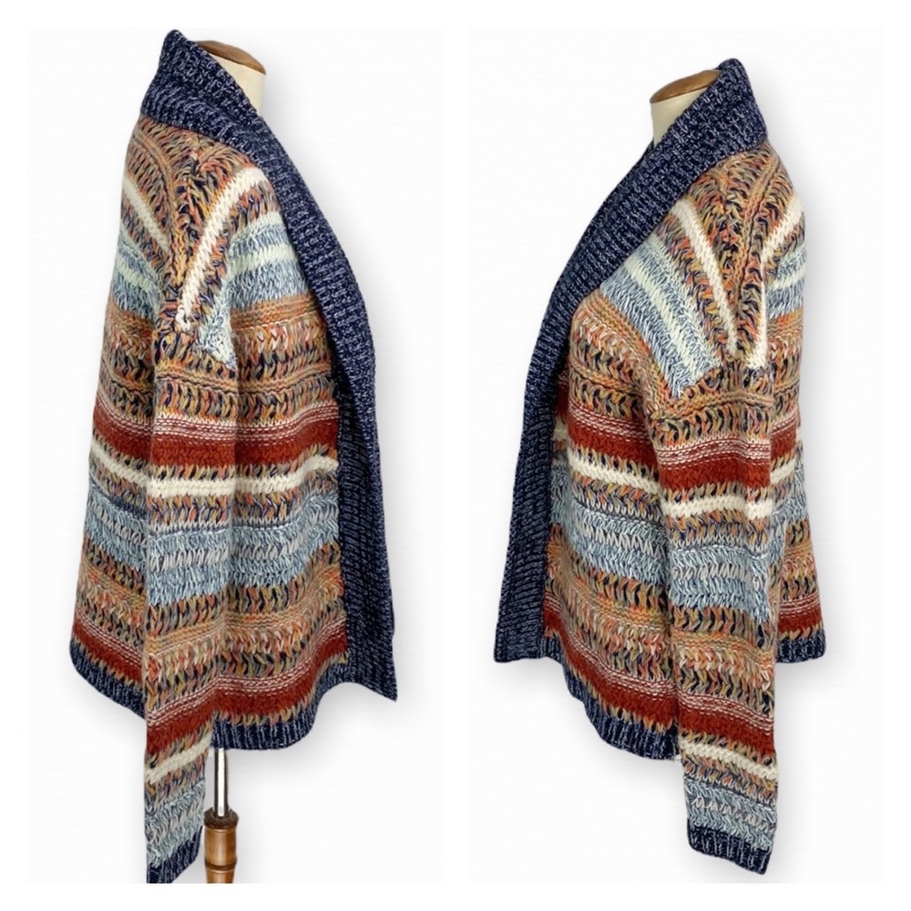 ANTHROPOLOGIE KNITTED & KNOTTED Michela Cardigan Red Motif NWT Size Small - Picture 3 of 13